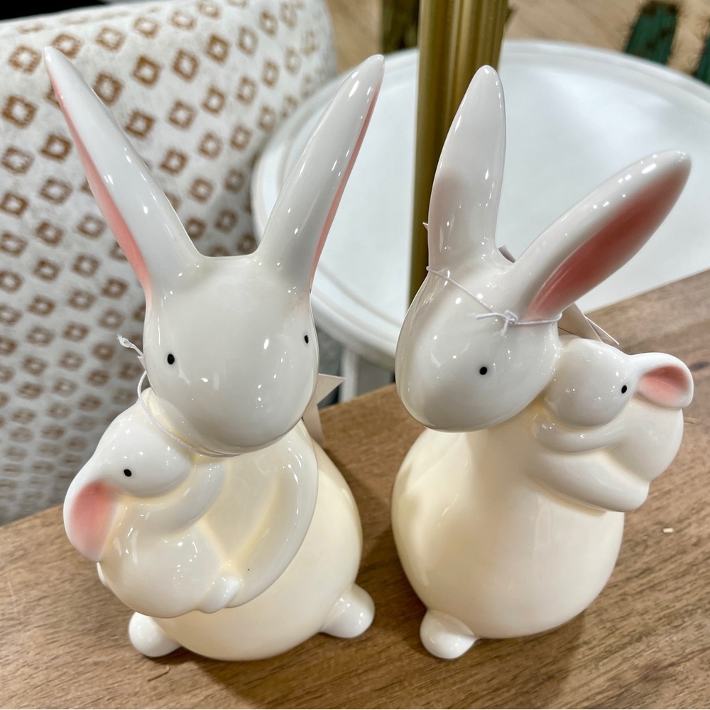 Easter Bunnies w/Babies w/Pretty Pink Ears LED Light Up Ceramic Figurines NWT